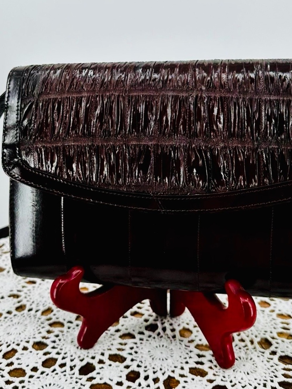 Vintage (early 80s), Eel skin convertible clutch, Made in Korea